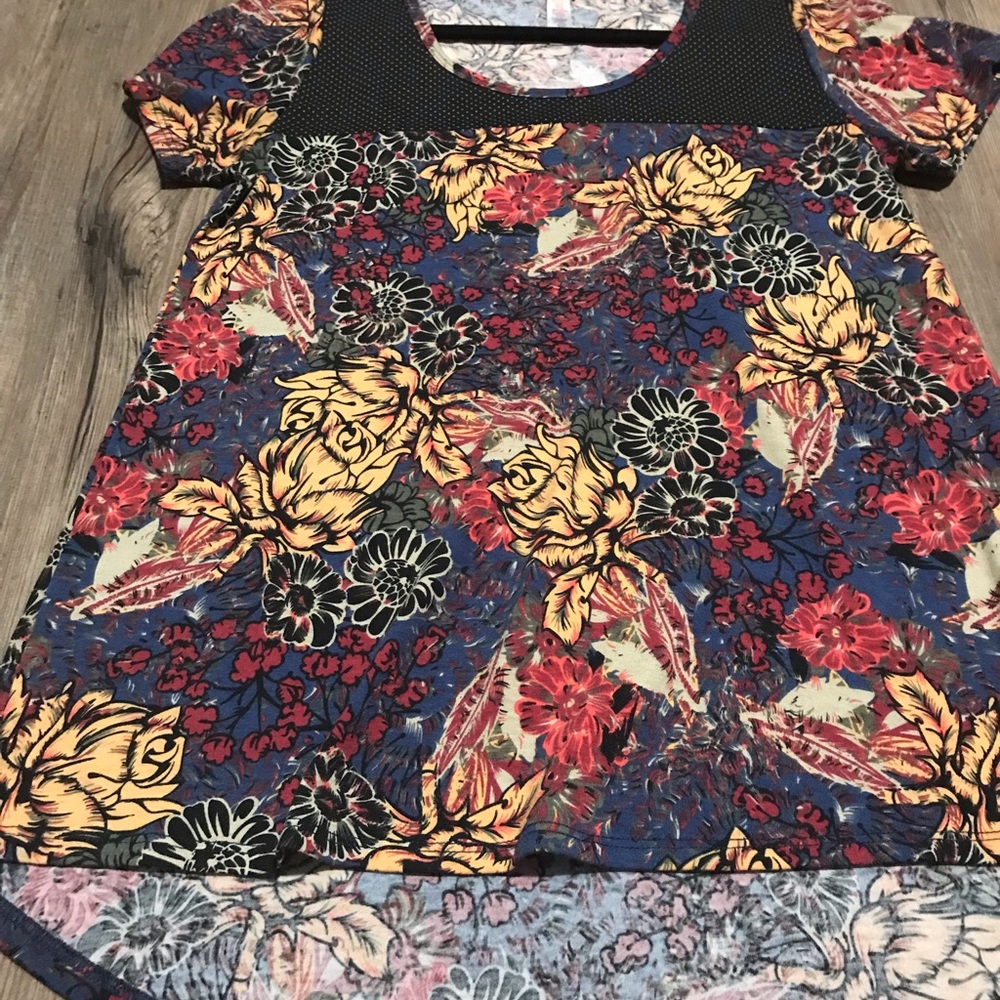 😎 LuLaRoe Classic Tee